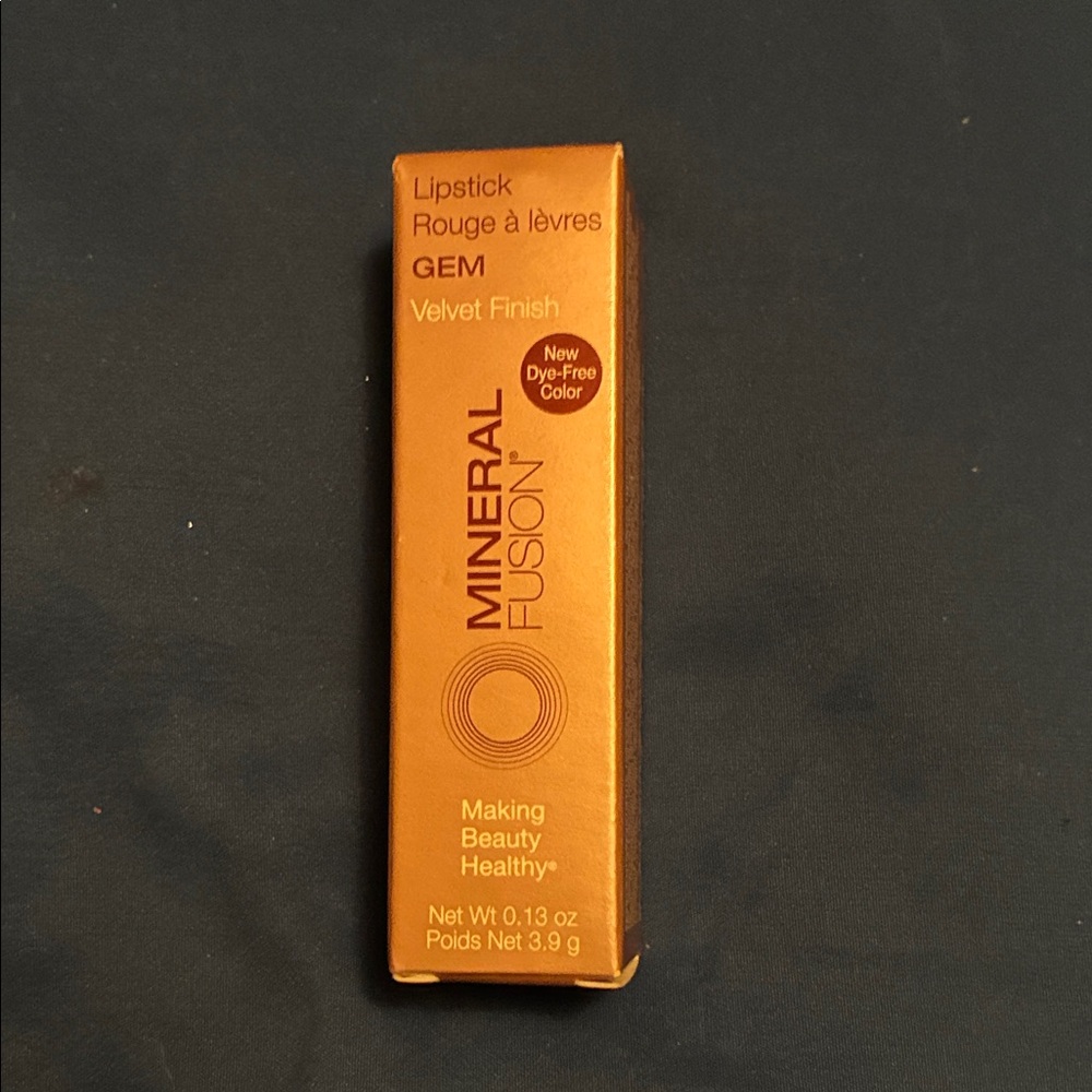 Mineral Fusion Gem Velvet Finish Lipstick